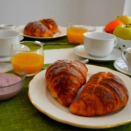 Una Mole Di Stelle Bed & Breakfast Turin